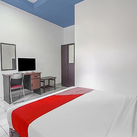 Collection O 90589 Palem Garden Hotel Tulungagung Extérieur photo