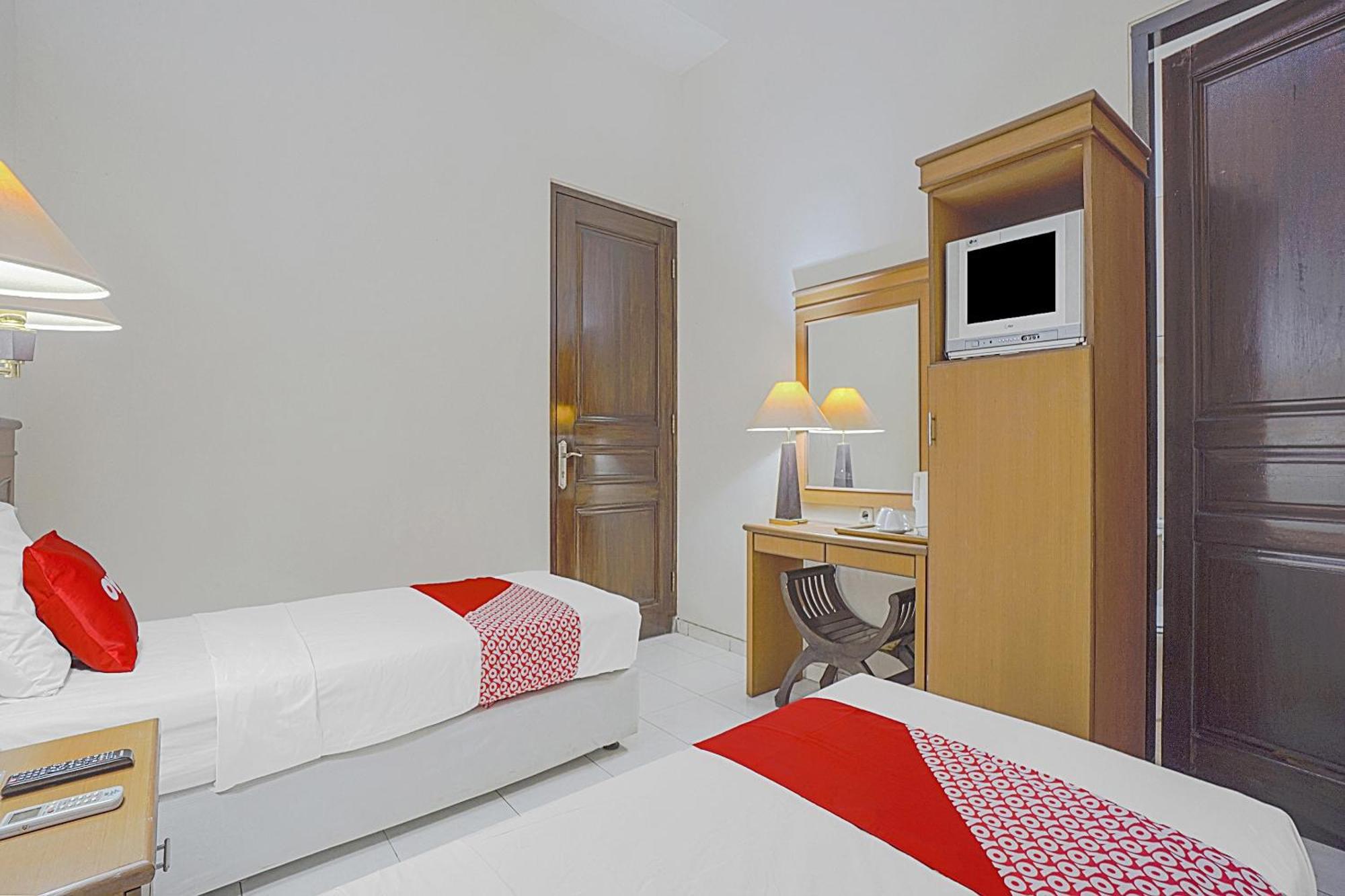Collection O 90589 Palem Garden Hotel Tulungagung Extérieur photo