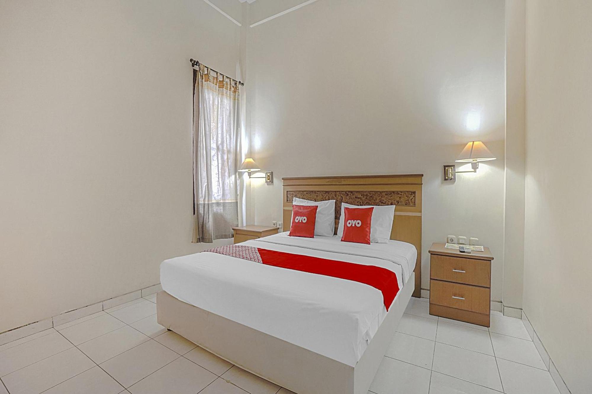 Collection O 90589 Palem Garden Hotel Tulungagung Extérieur photo