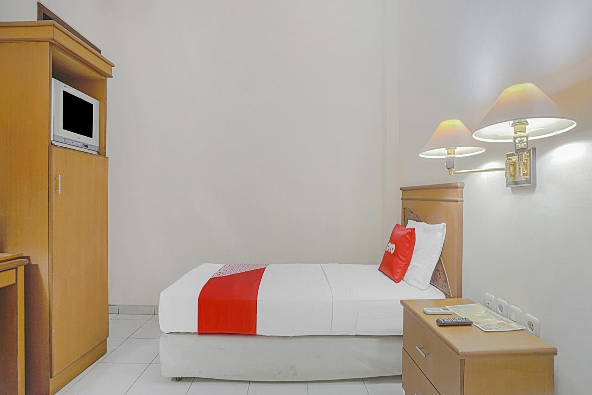Collection O 90589 Palem Garden Hotel Tulungagung Extérieur photo