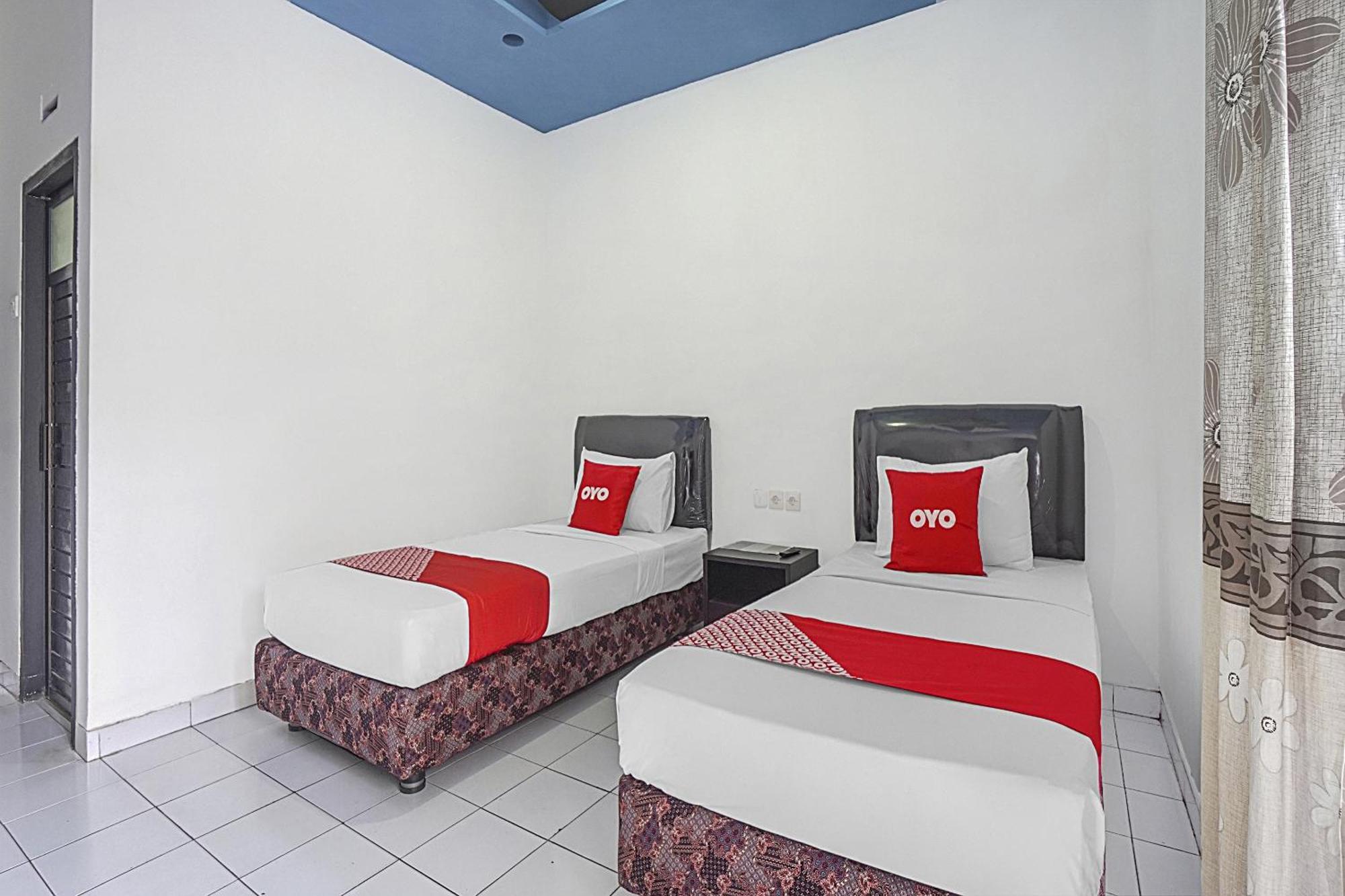 Collection O 90589 Palem Garden Hotel Tulungagung Extérieur photo