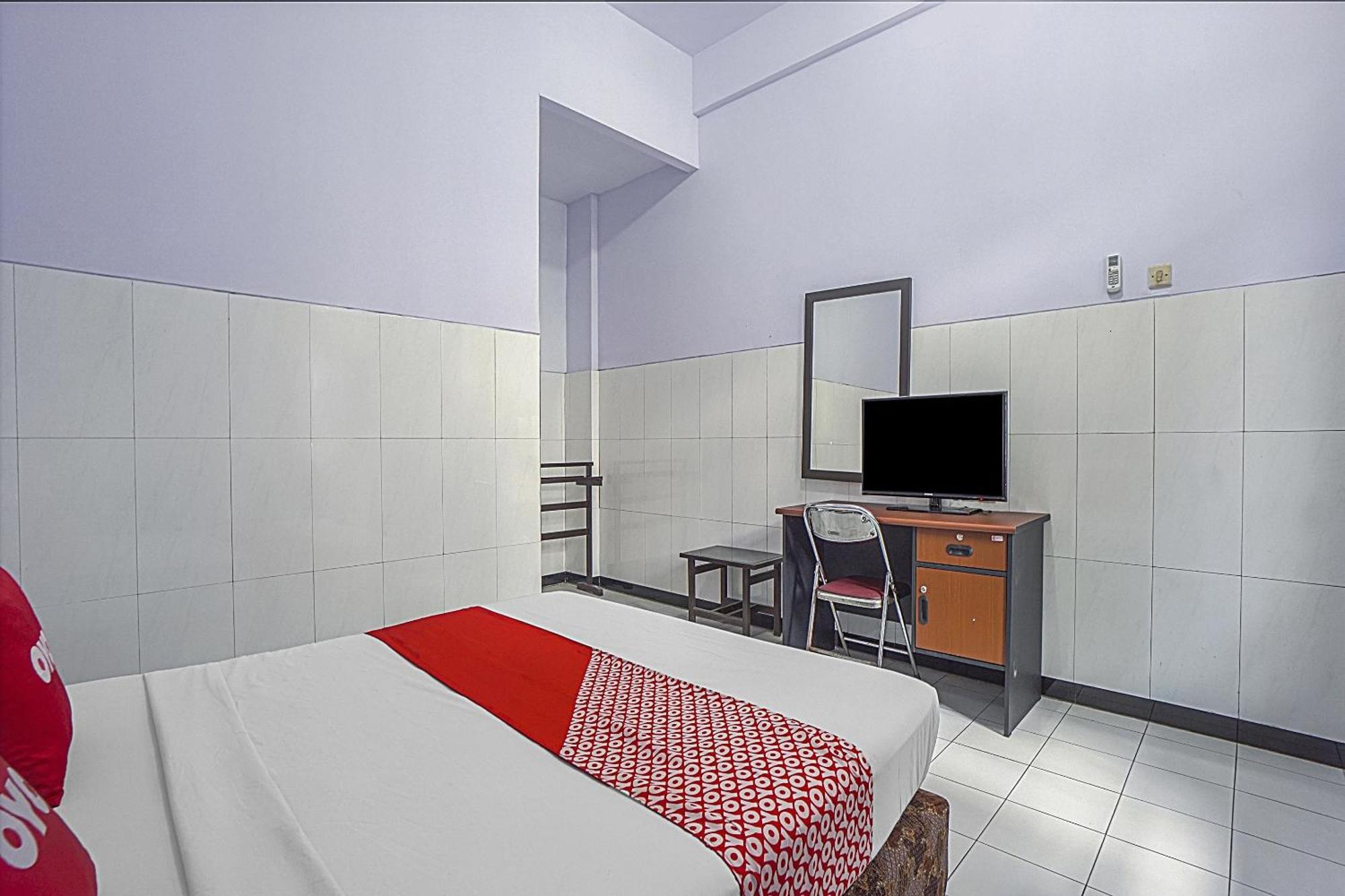 Collection O 90589 Palem Garden Hotel Tulungagung Extérieur photo
