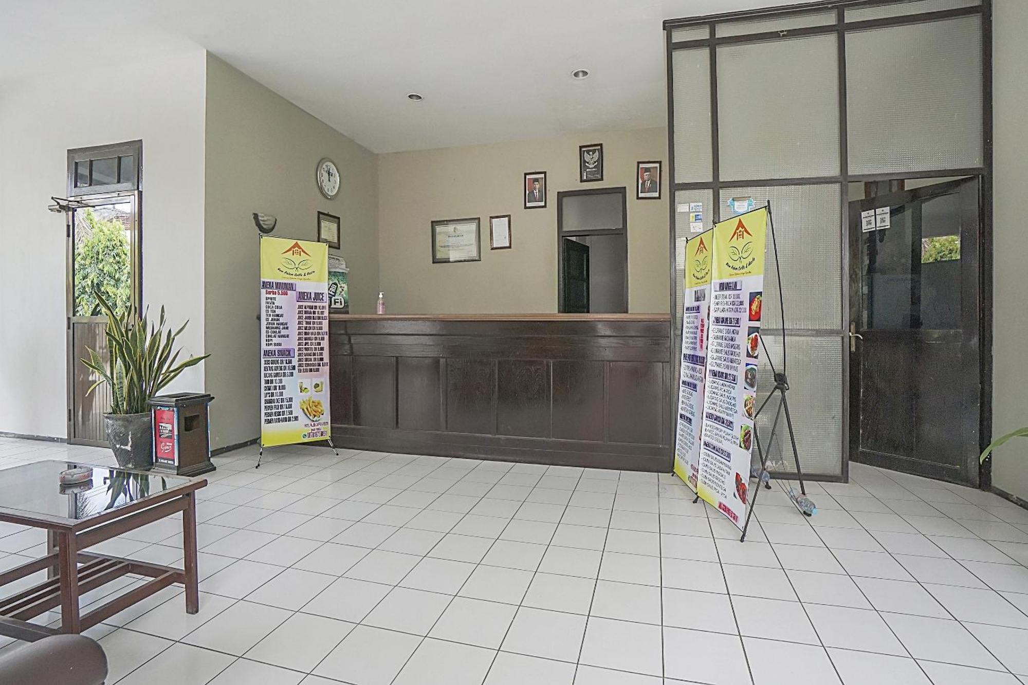 Collection O 90589 Palem Garden Hotel Tulungagung Extérieur photo